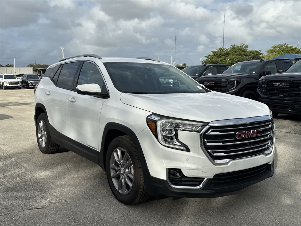 2024 GMC Terrain SLT 3