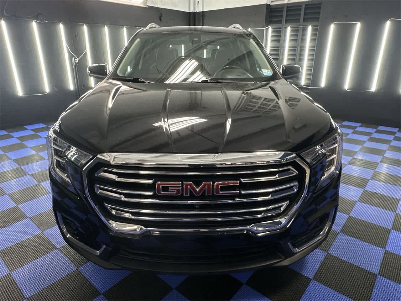 2022 GMC Terrain SLT 2