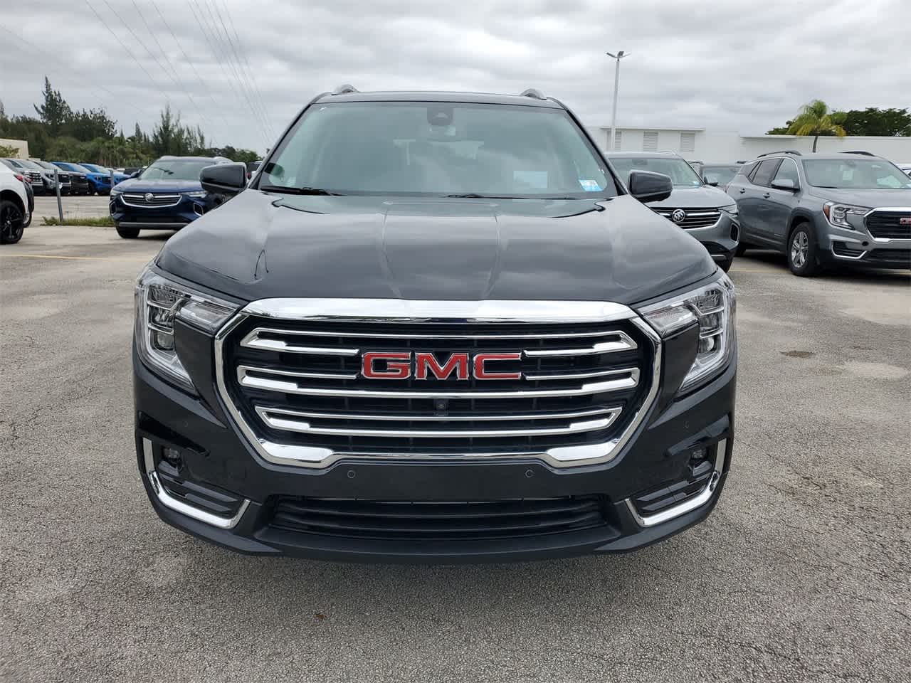 2024 GMC Terrain SLT 2