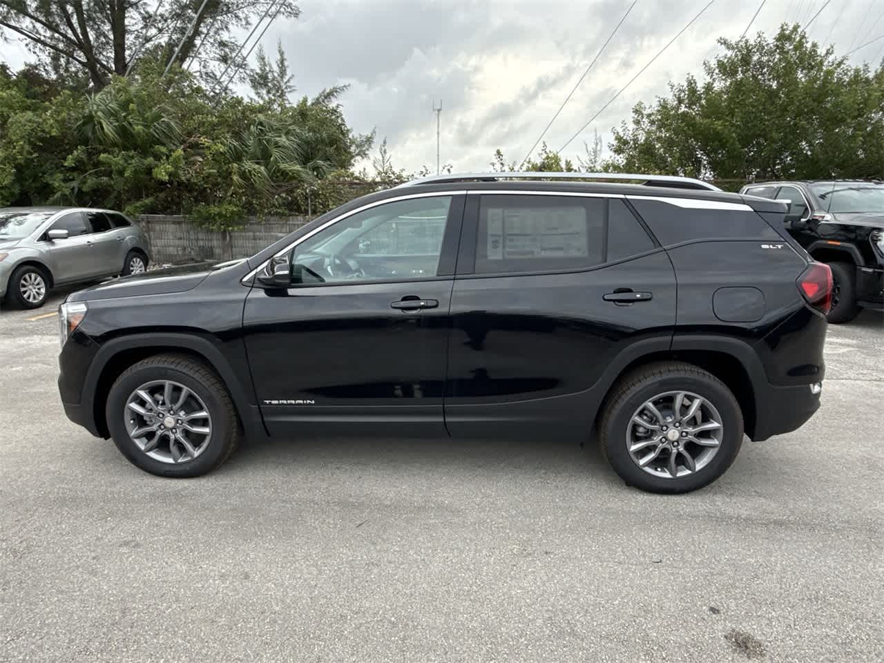 2024 GMC Terrain SLT 8