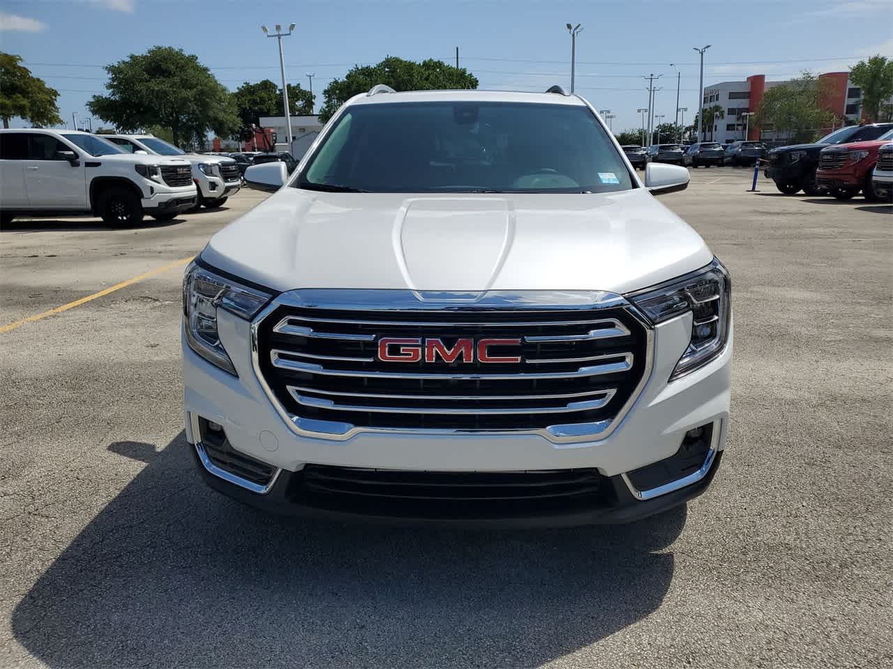 2024 GMC Terrain SLT 2