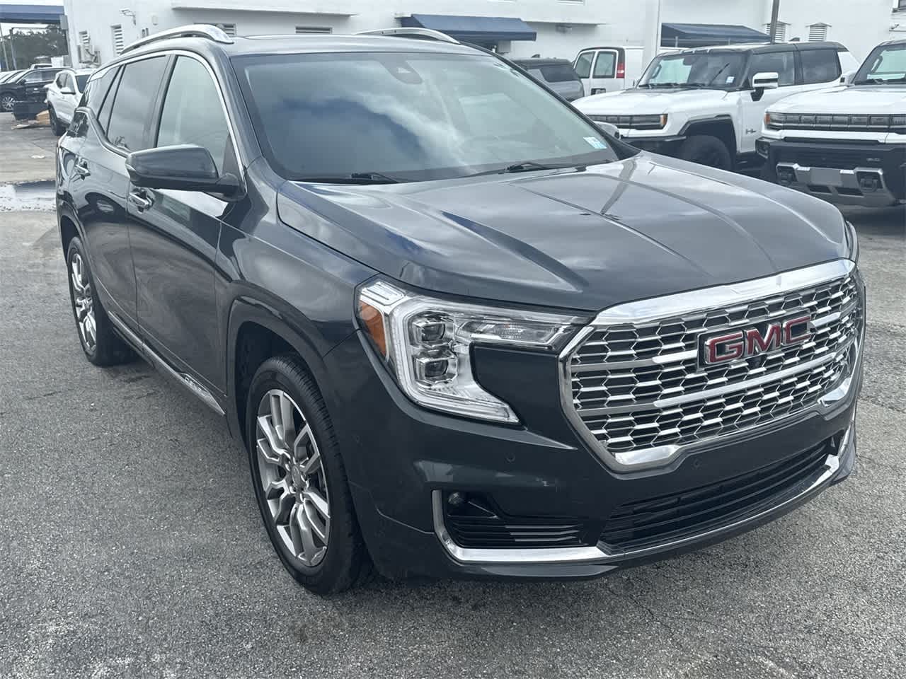 2022 GMC Terrain Denali 3