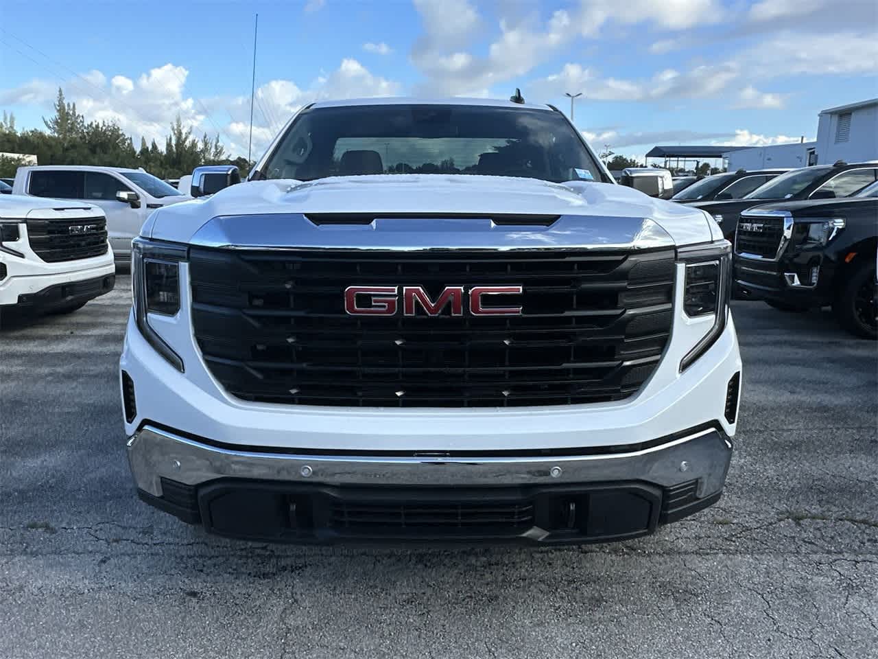 2024 GMC Sierra 1500 Pro 2WD Reg Cab 126 2