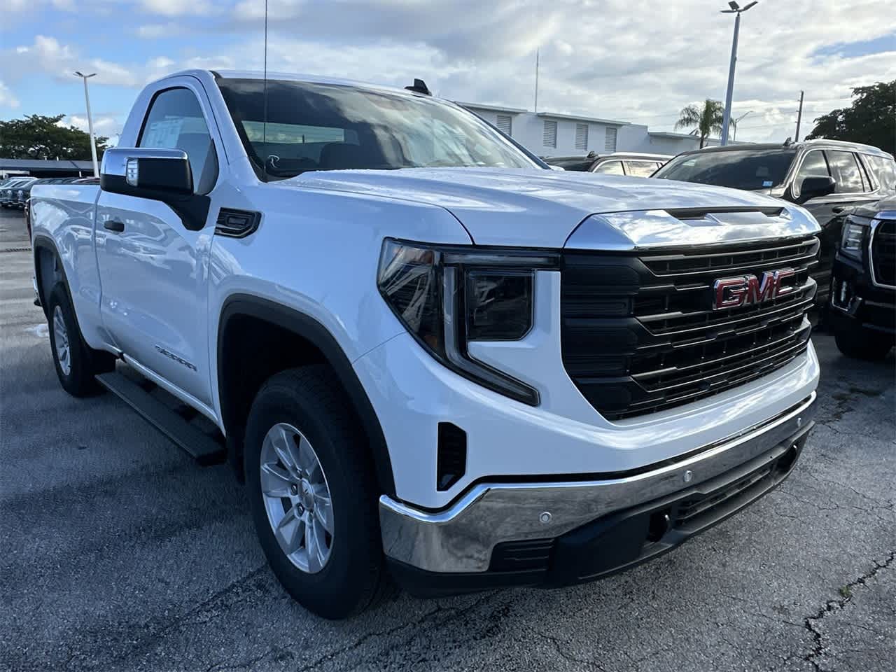 2024 GMC Sierra 1500 Pro 2WD Reg Cab 126 3