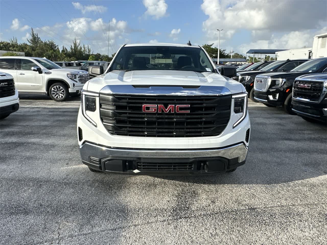 2024 GMC Sierra 1500 Pro 2WD Reg Cab 126 2