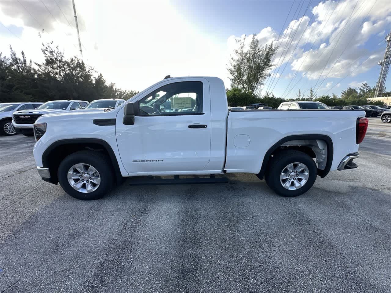 2024 GMC Sierra 1500 Pro 2WD Reg Cab 126 8