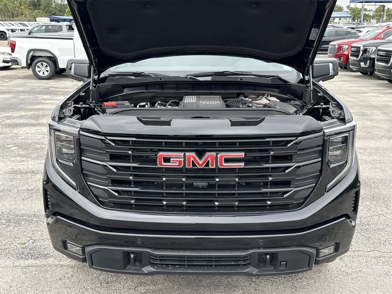 2025 GMC Sierra 1500 Elevation 10