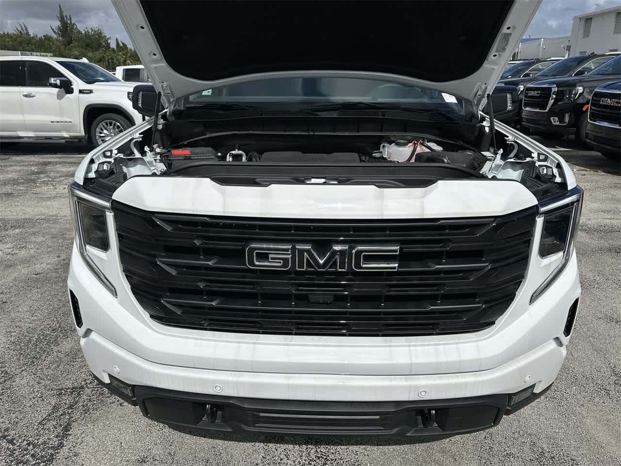 2024 GMC Sierra 1500 Elevation 2WD Crew Cab 147 10