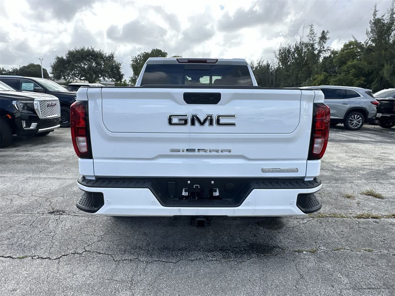 2024 GMC Sierra 1500 Elevation 2WD Crew Cab 147 5