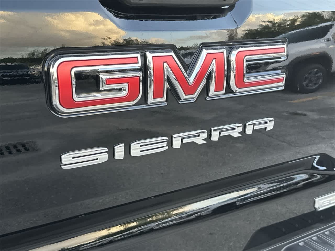 2024 GMC Sierra 1500 Elevation 2WD Crew Cab 147 6