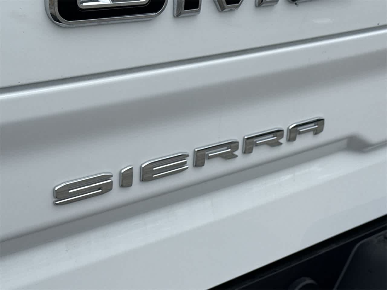 2025 GMC Sierra 1500 Elevation 12