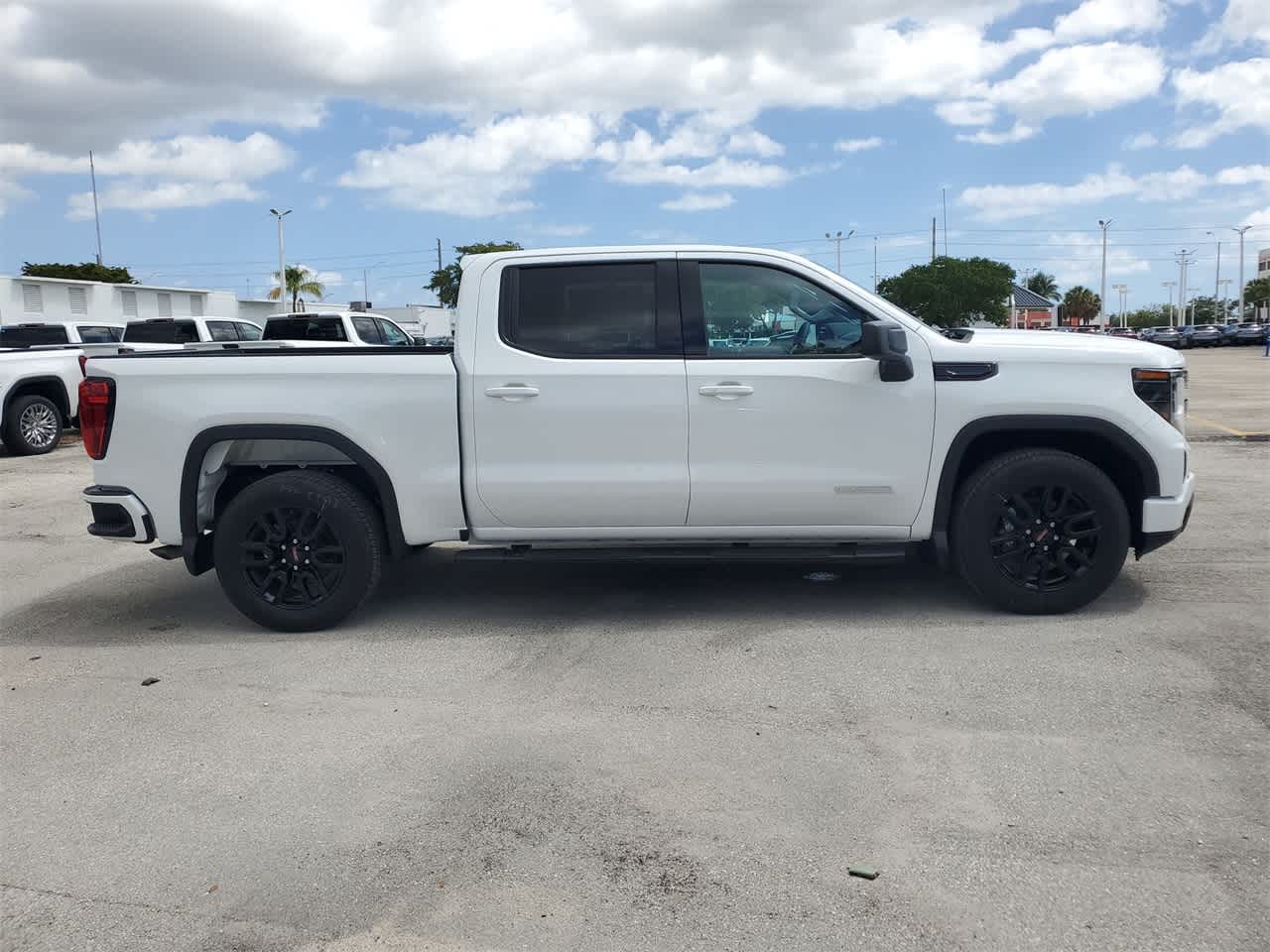 2024 GMC Sierra 1500 Elevation 2WD Crew Cab 147 4