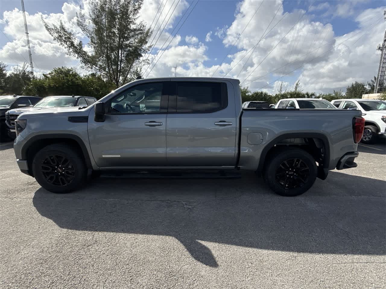 2024 GMC Sierra 1500 Elevation 2WD Crew Cab 147 14