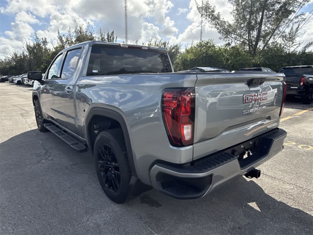 2024 GMC Sierra 1500 Elevation 2WD Crew Cab 147 13