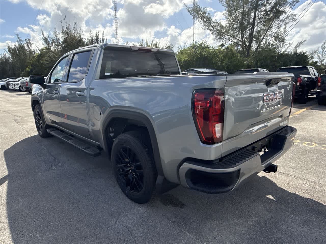 2024 GMC Sierra 1500 Elevation 2WD Crew Cab 147 13