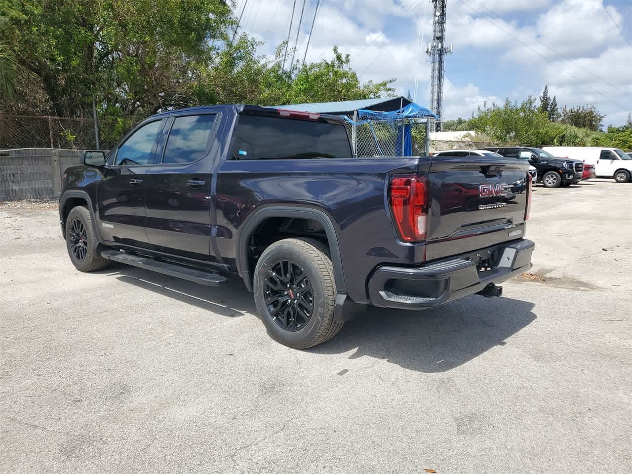 2024 GMC Sierra 1500 Elevation 2WD Crew Cab 147 7