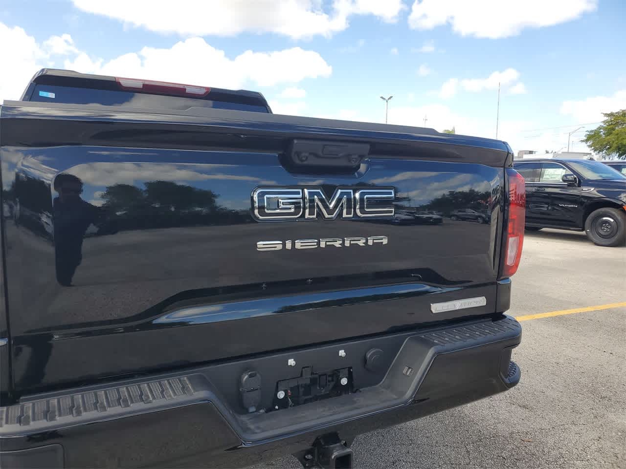 2024 GMC Sierra 1500 Elevation 2WD Crew Cab 147 6