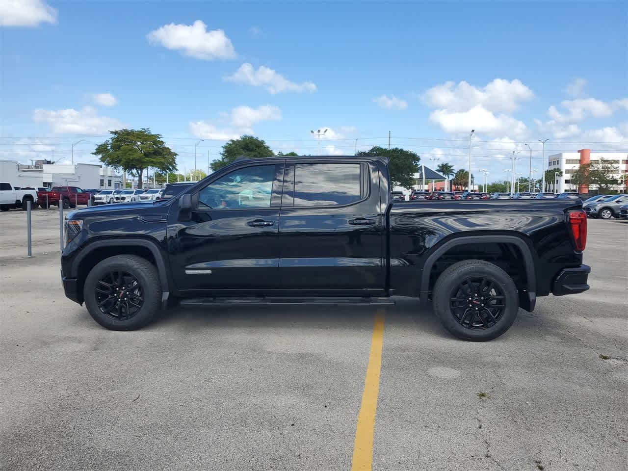 2024 GMC Sierra 1500 Elevation 2WD Crew Cab 147 8