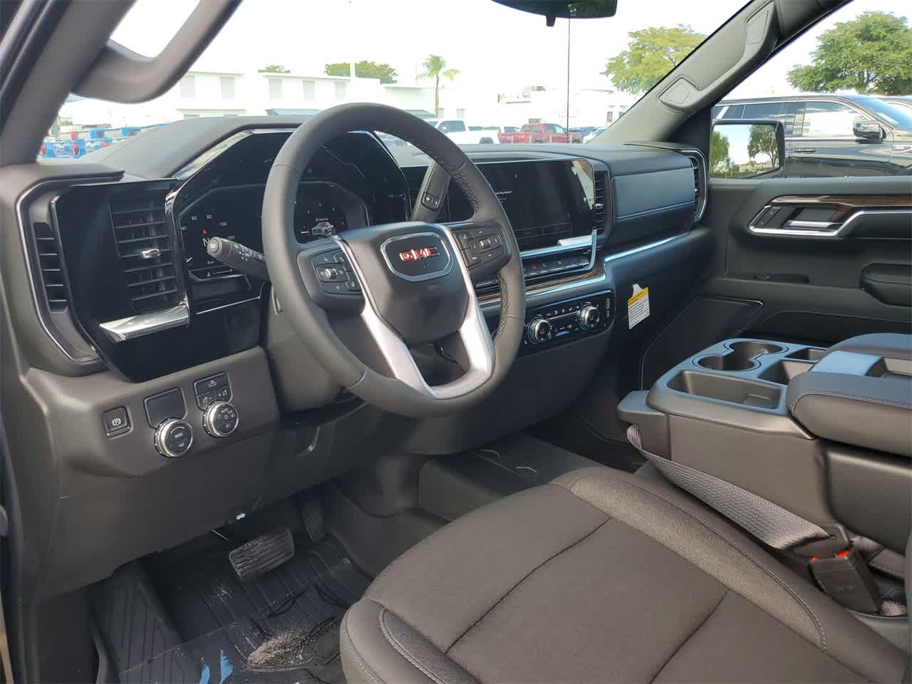 2024 GMC Sierra 1500 Elevation 2WD Crew Cab 147 10