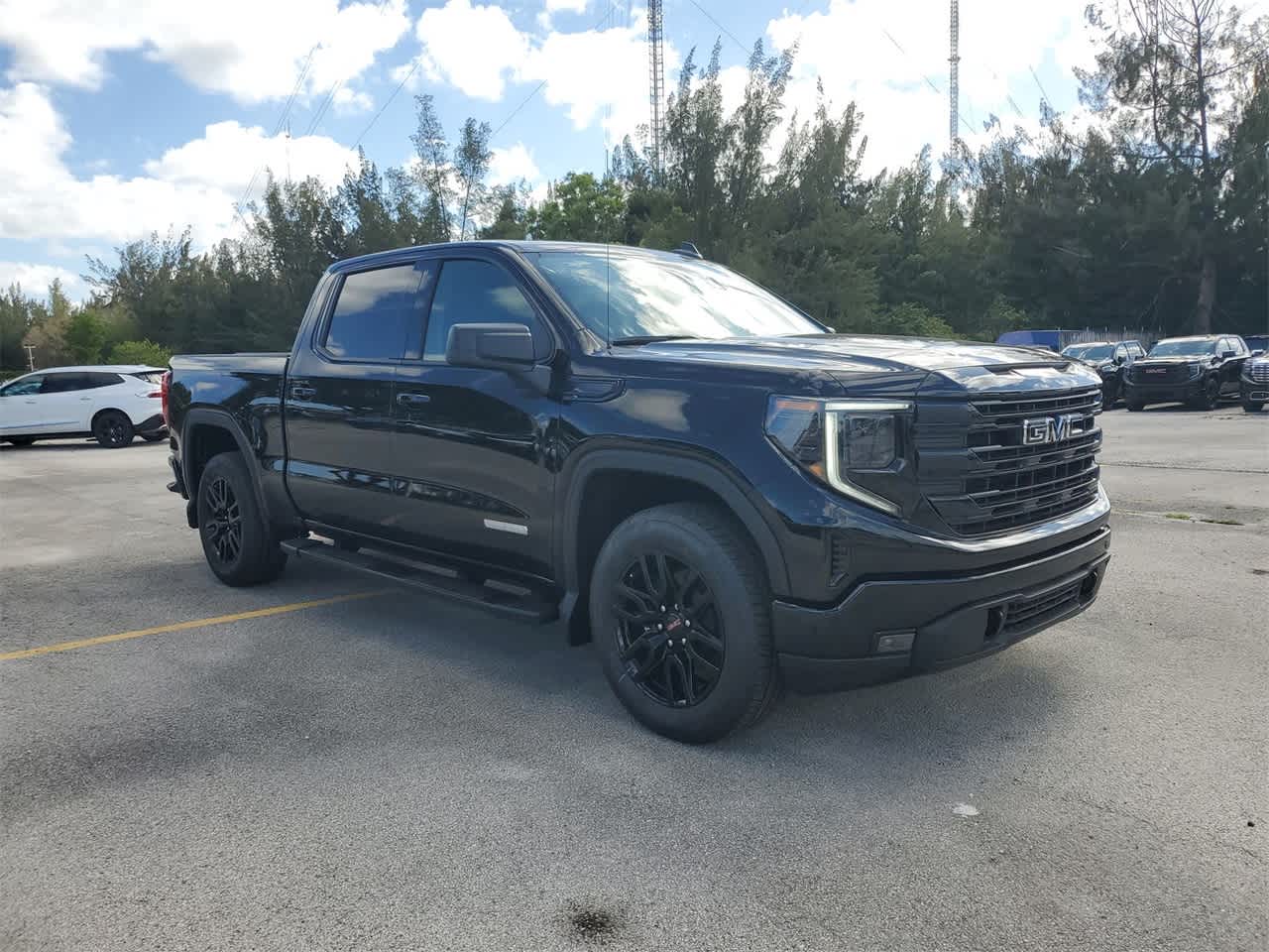 2024 GMC Sierra 1500 Elevation 2WD Crew Cab 147 3