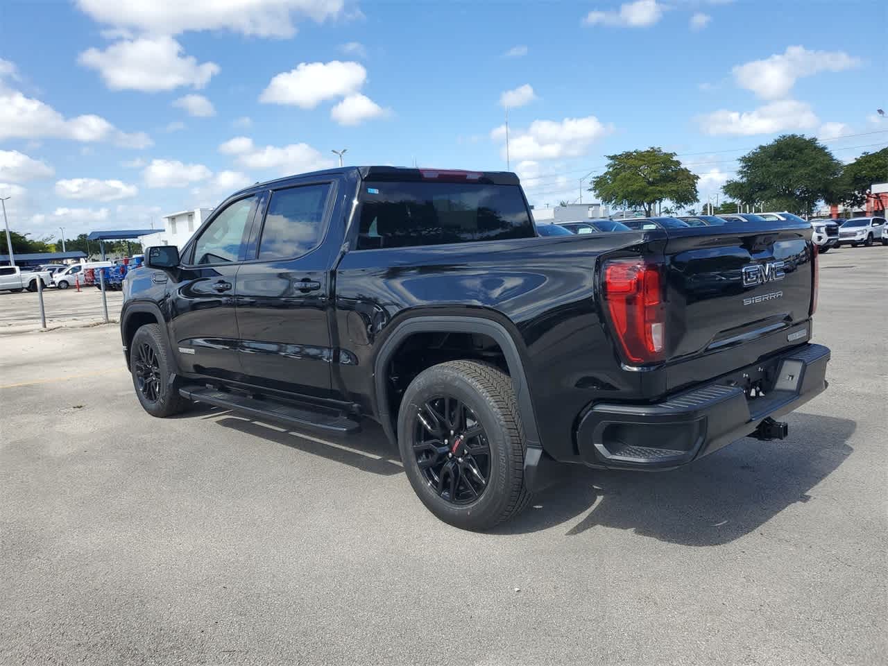 2024 GMC Sierra 1500 Elevation 2WD Crew Cab 147 7