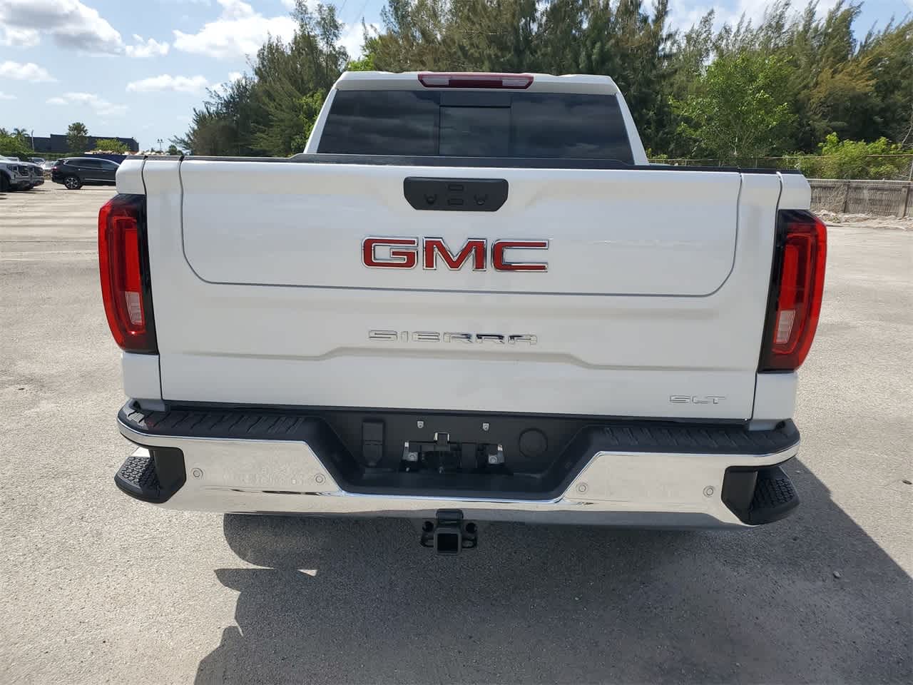 2024 GMC Sierra 1500 SLT 2WD Crew Cab 147 5