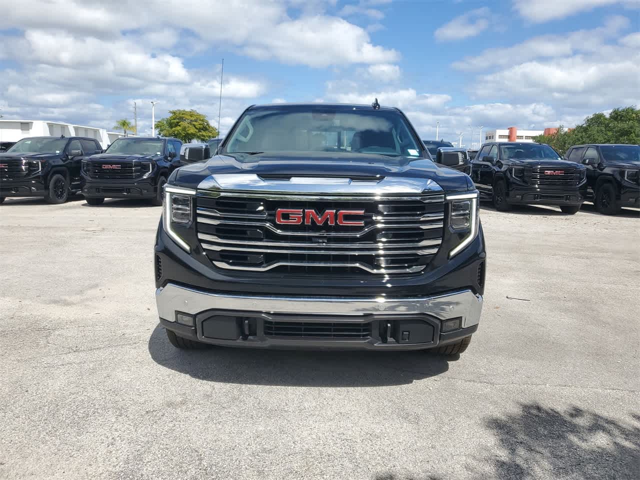 2024 GMC Sierra 1500 SLT 2WD Crew Cab 147 2