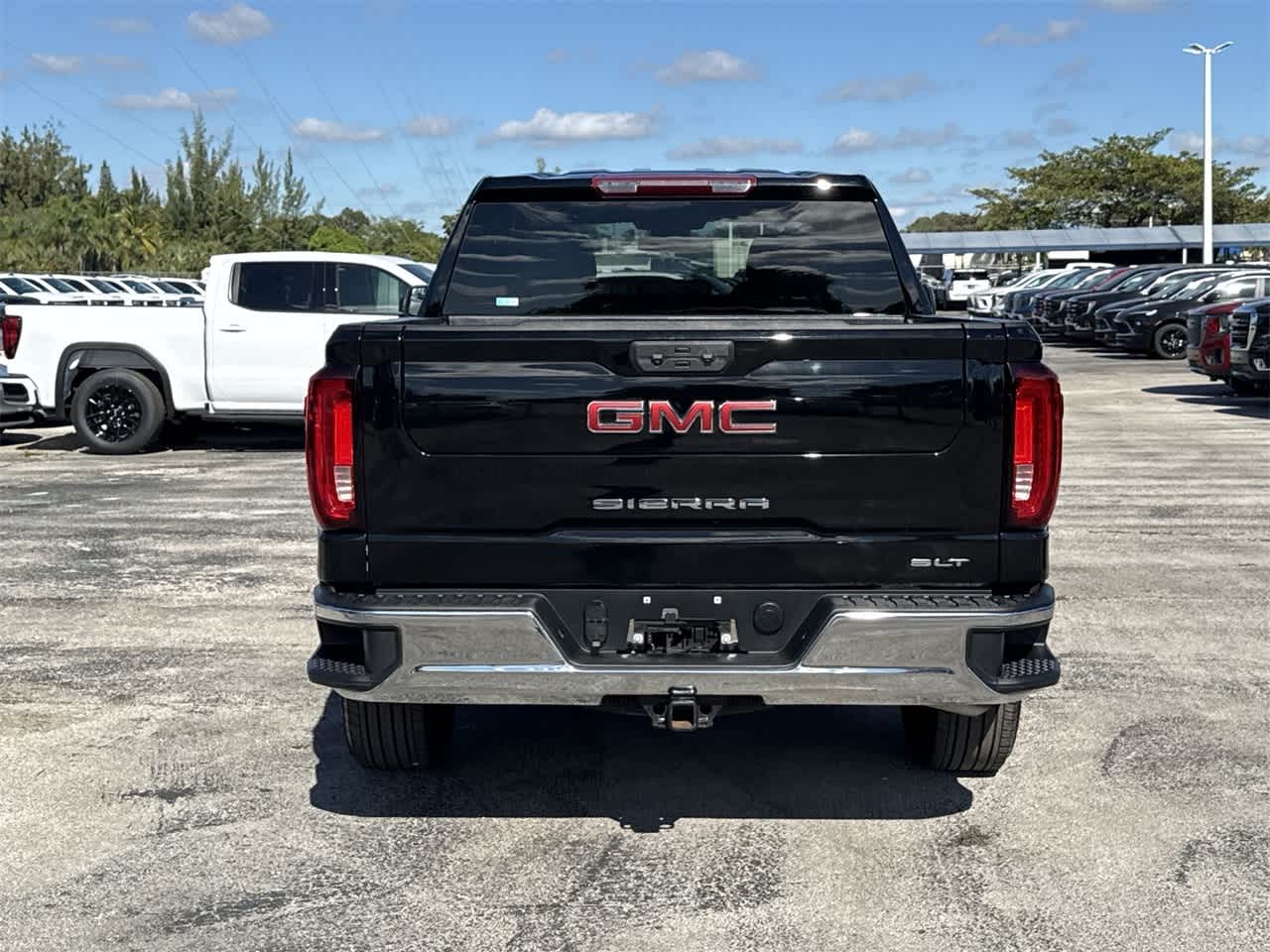 2024 GMC Sierra 1500 SLT 2WD Crew Cab 147 11