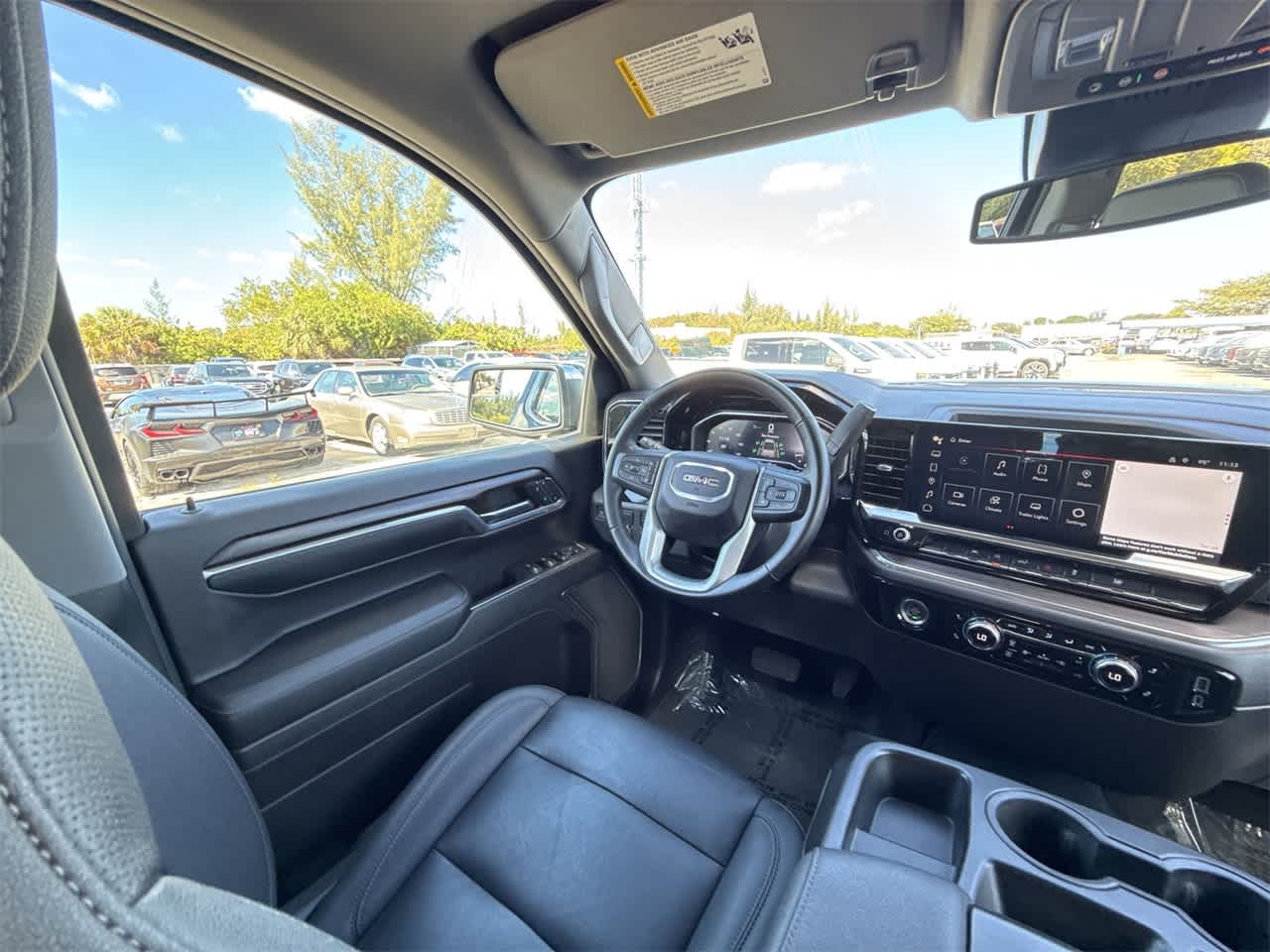 2024 GMC Sierra 1500 SLT 2WD Crew Cab 147 7