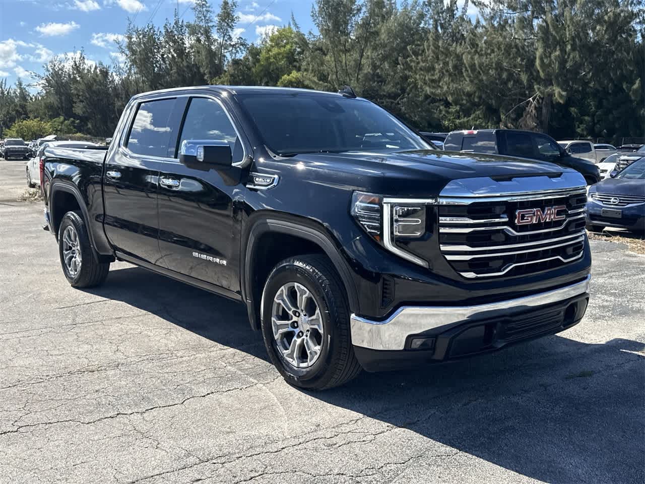 2024 GMC Sierra 1500 SLT 2WD Crew Cab 147 9