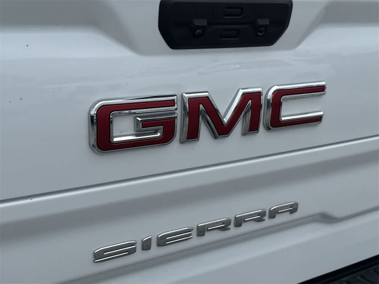 2024 GMC Sierra 1500 SLT 2WD Crew Cab 147 6