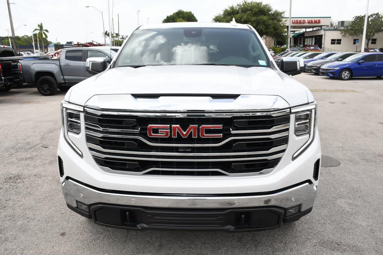 2024 GMC Sierra 1500 SLT 2WD Crew Cab 147 6