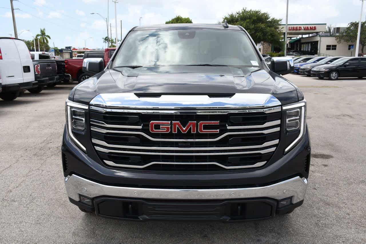 2024 GMC Sierra 1500 SLT 2WD Crew Cab 147 6