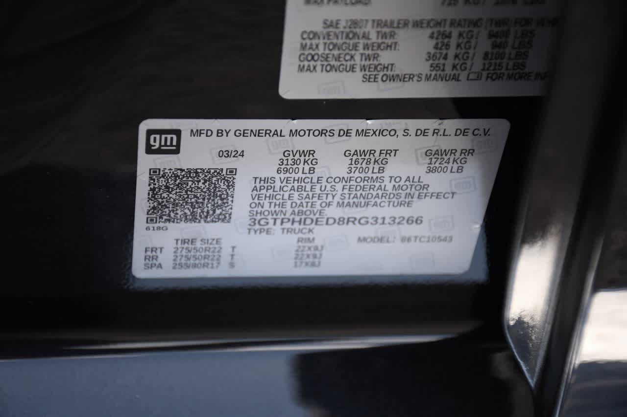 2024 GMC Sierra 1500 SLT 2WD Crew Cab 147 25