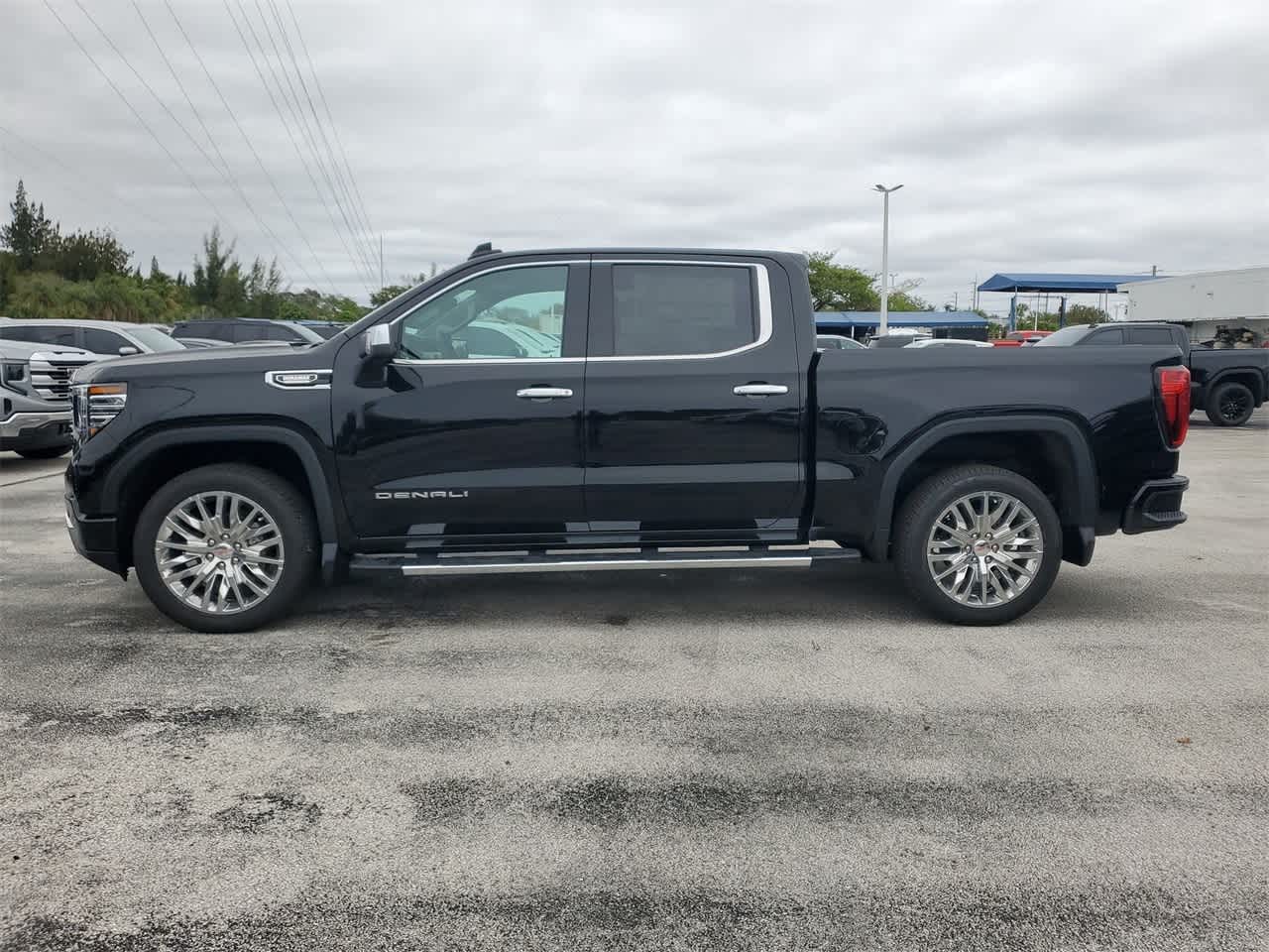 2024 GMC Sierra 1500 Denali 2WD Crew Cab 147 8