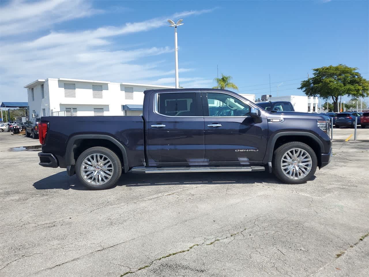 2024 GMC Sierra 1500 Denali 2WD Crew Cab 147 4