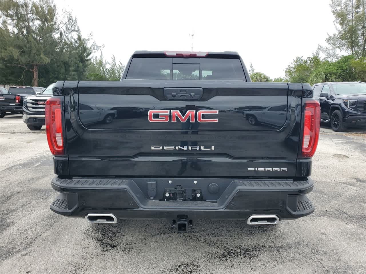 2024 GMC Sierra 1500 Denali 2WD Crew Cab 147 5