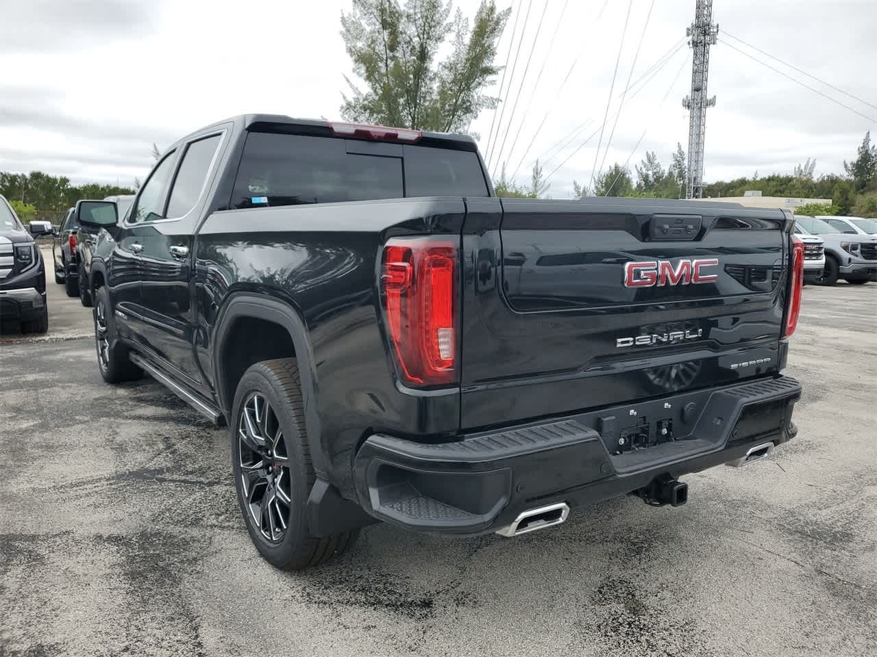 2024 GMC Sierra 1500 Denali 2WD Crew Cab 147 7