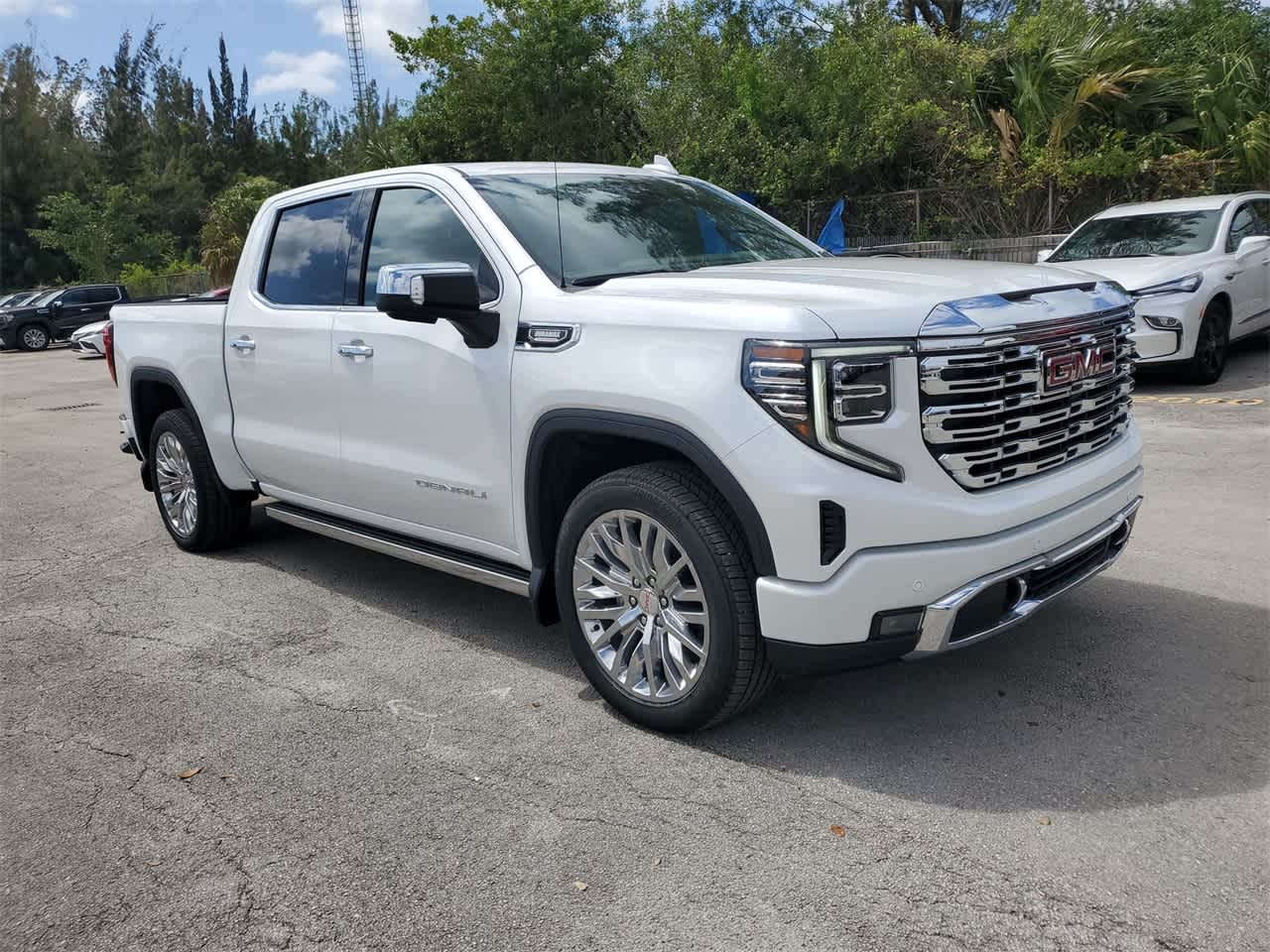 2024 GMC Sierra 1500 Denali 2WD Crew Cab 147 3