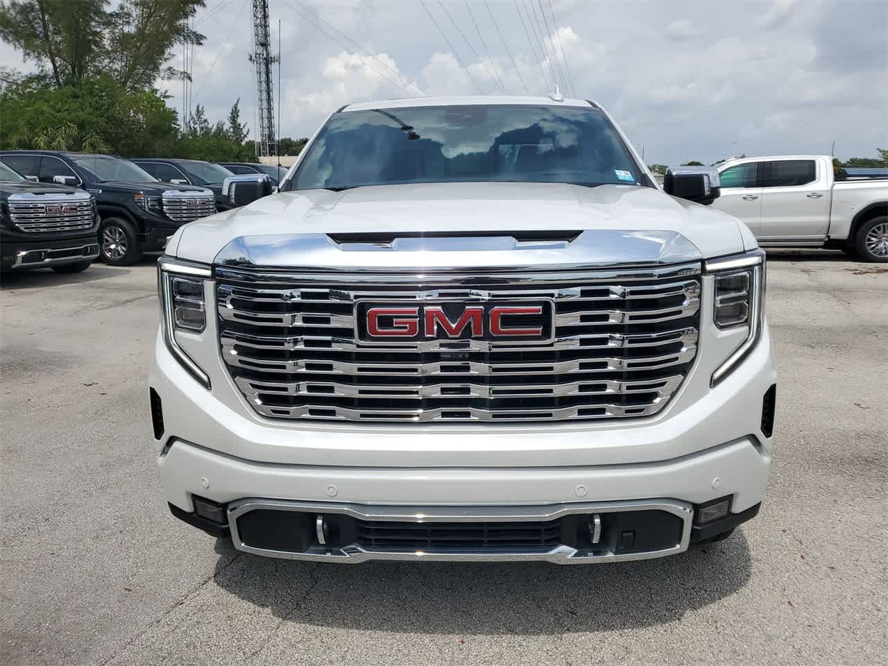 2024 GMC Sierra 1500 Denali 2WD Crew Cab 147 2