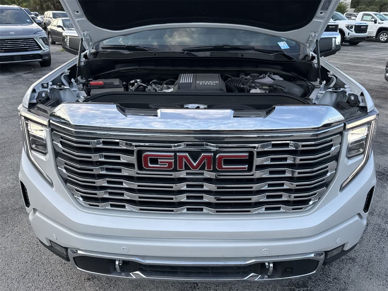 2025 GMC Sierra 1500 Denali 2WD Crew Cab 147 10