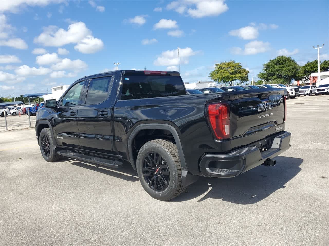 2024 GMC Sierra 1500 Elevation 4WD Crew Cab 147 7