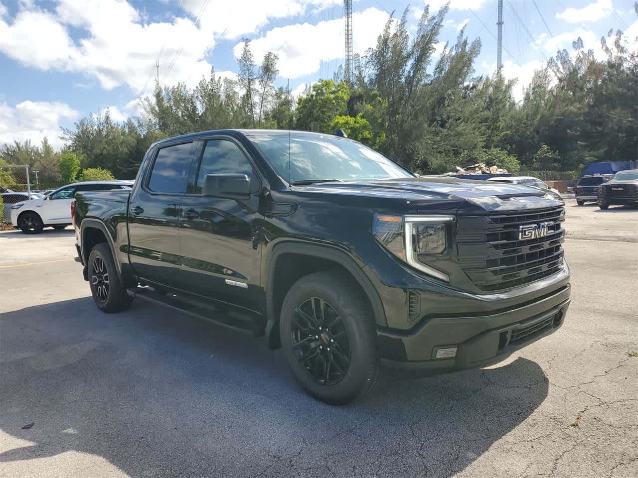 2024 GMC Sierra 1500 Elevation 4WD Crew Cab 147 3