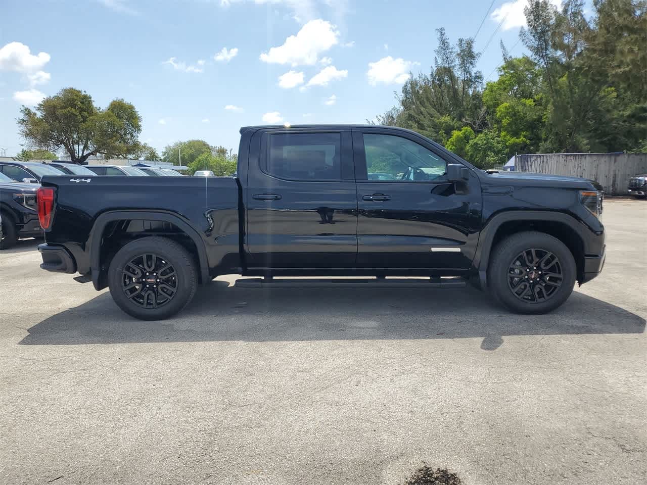 2024 GMC Sierra 1500 Elevation 4WD Crew Cab 147 4