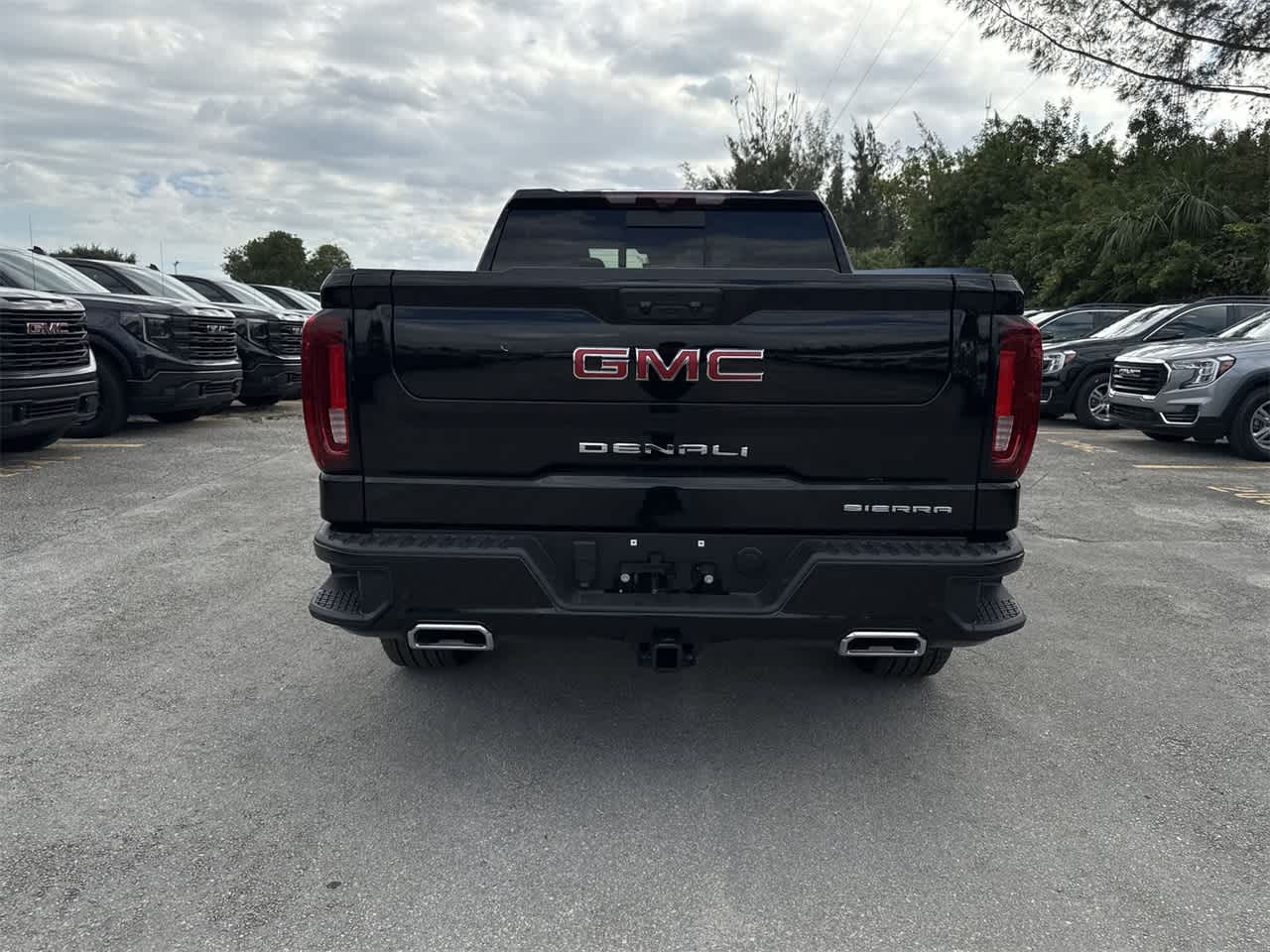 2024 GMC Sierra 1500 Denali 4WD Crew Cab 147 5