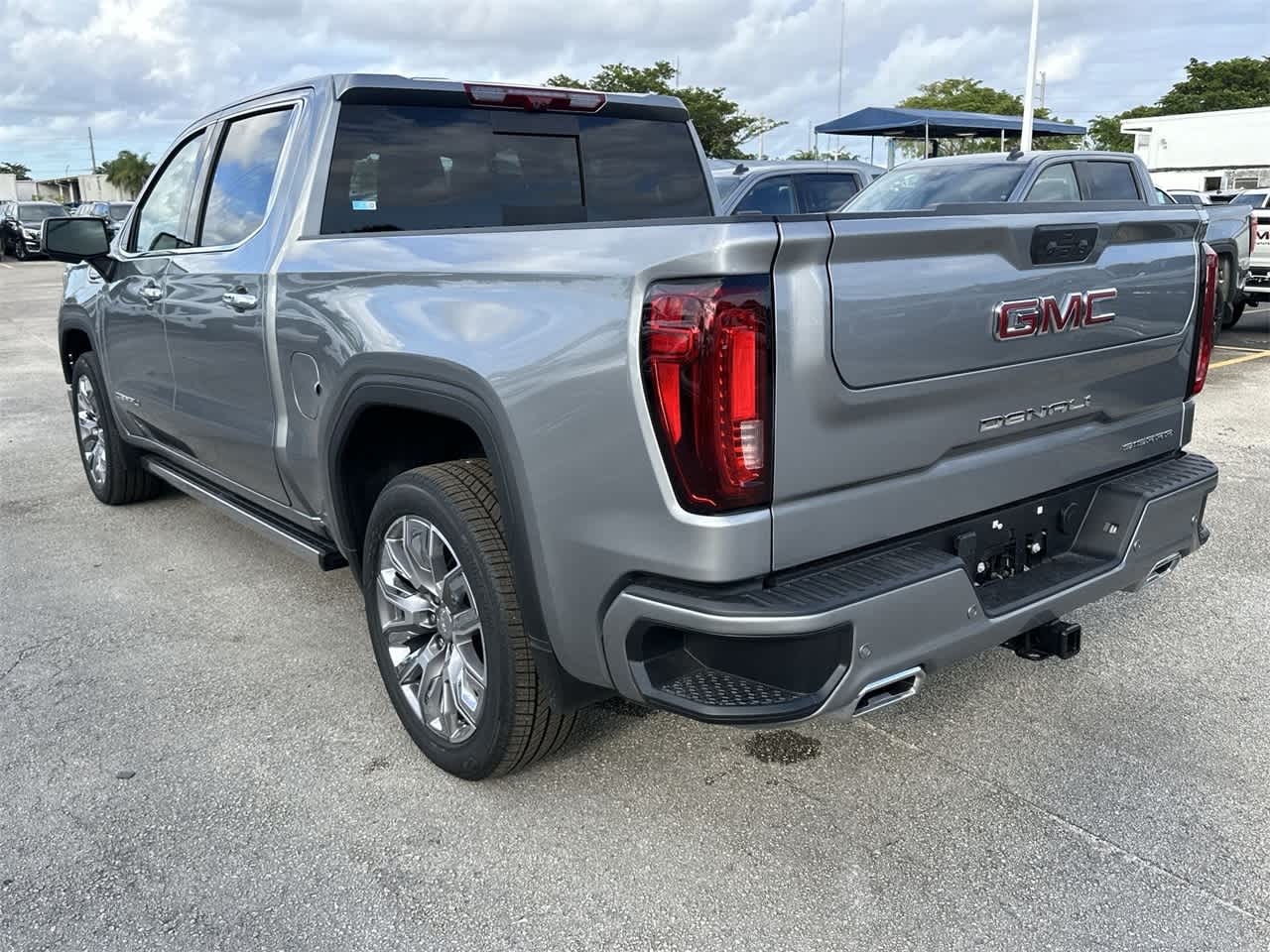 2024 GMC Sierra 1500 Denali 4WD Crew Cab 147 13