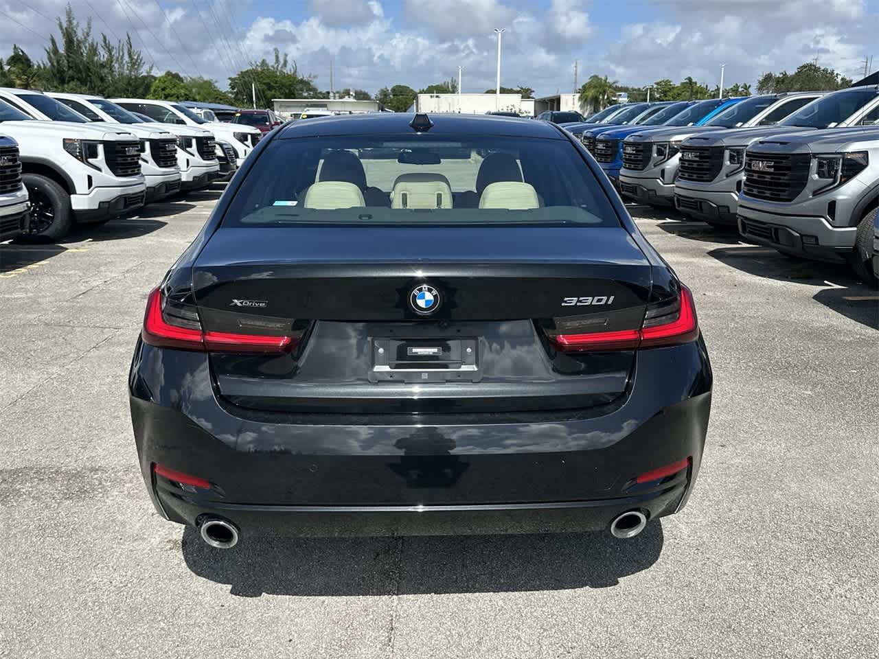 2023 BMW 3 Series 330i xDrive 5