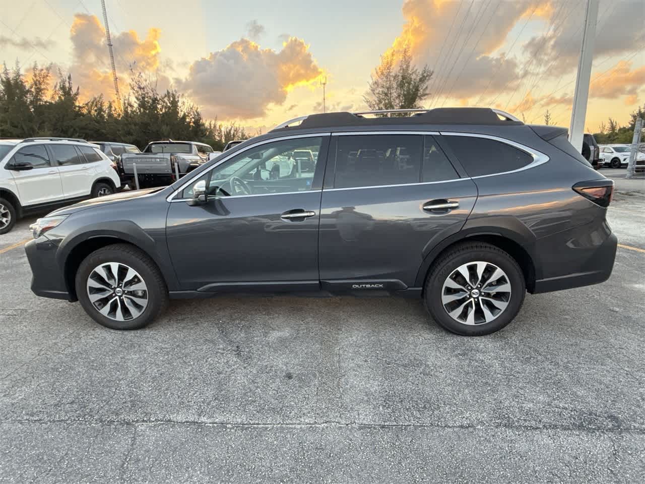 2024 Subaru Outback Touring 14