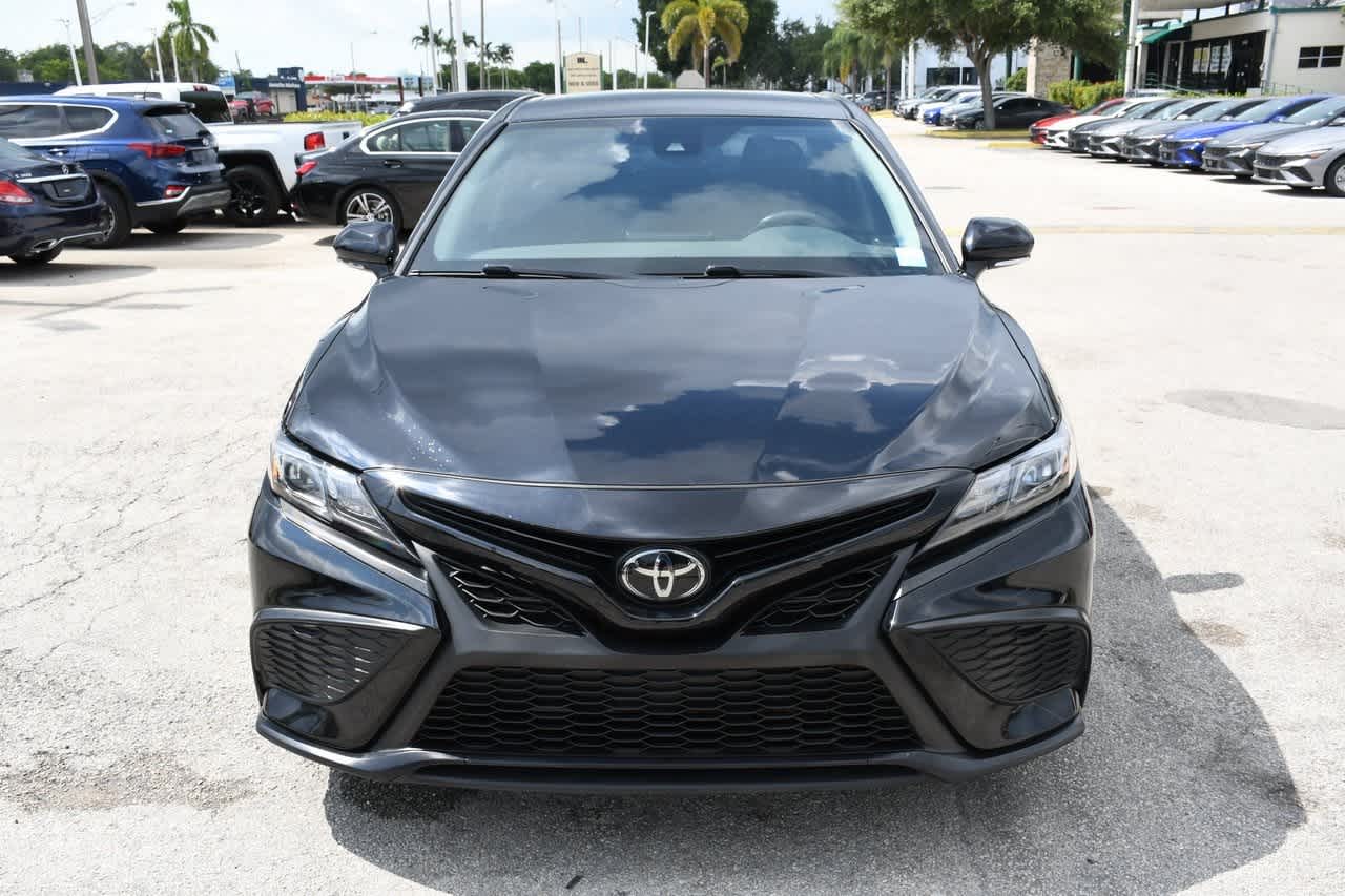 2022 Toyota Camry SE 7