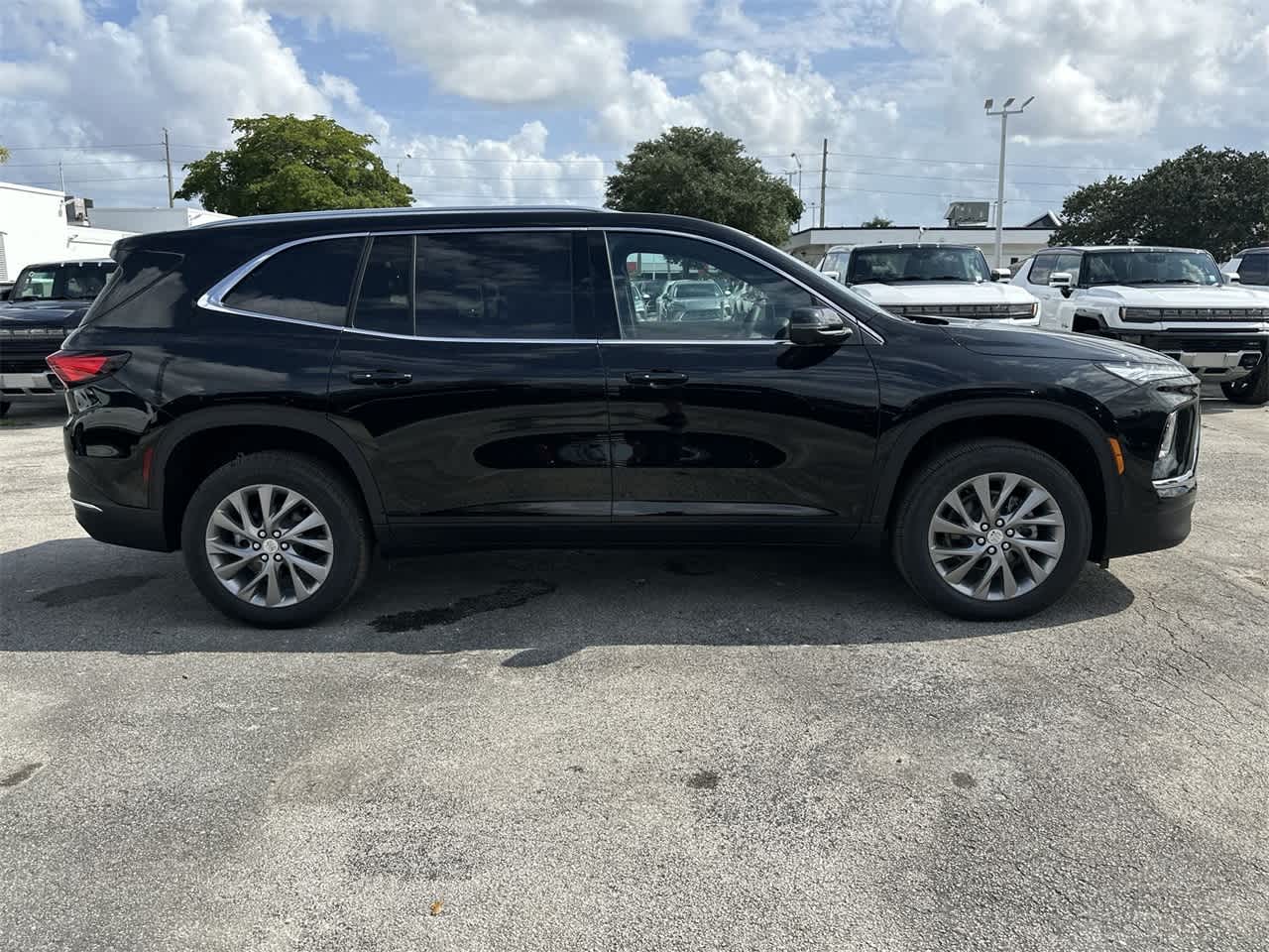 2025 Buick Enclave Preferred 10